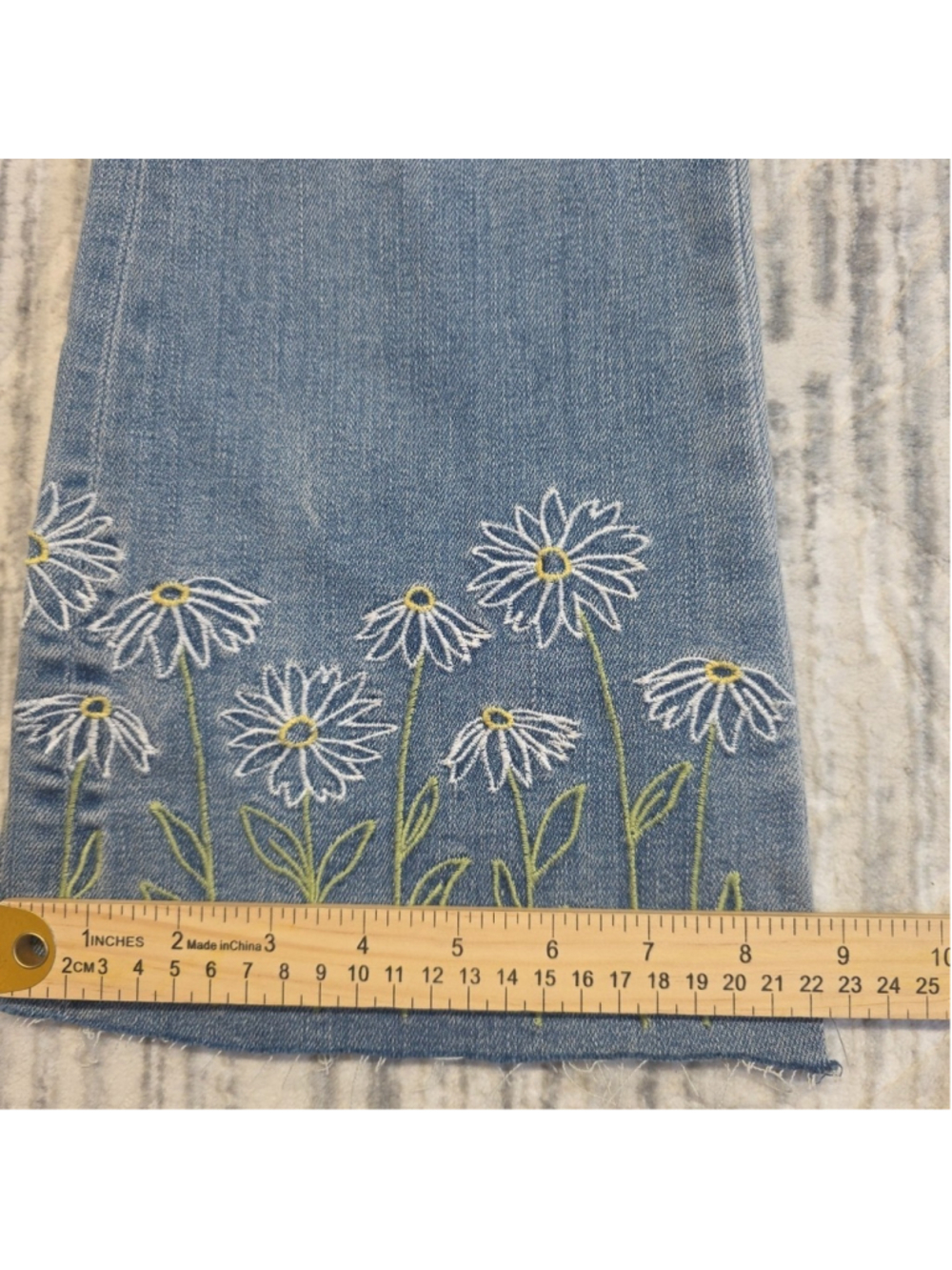 Driftwood Romy Flare Embroidered Jeans Women's Sz 4 & 8 NEW - Picture 11 of 11